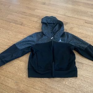 Boys Jordan sweater size Small youth
